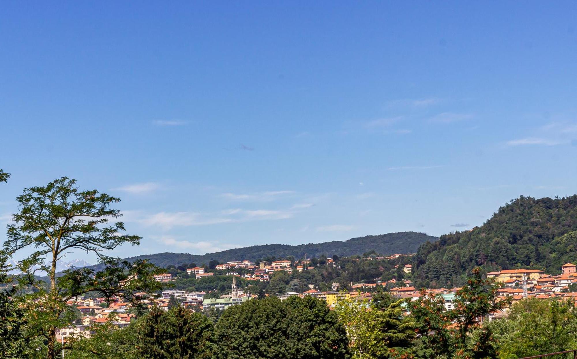 Apartament Parking & Terrace - Large 90 Mq - Self Check-In & Remote Access Como Zewnętrze zdjęcie